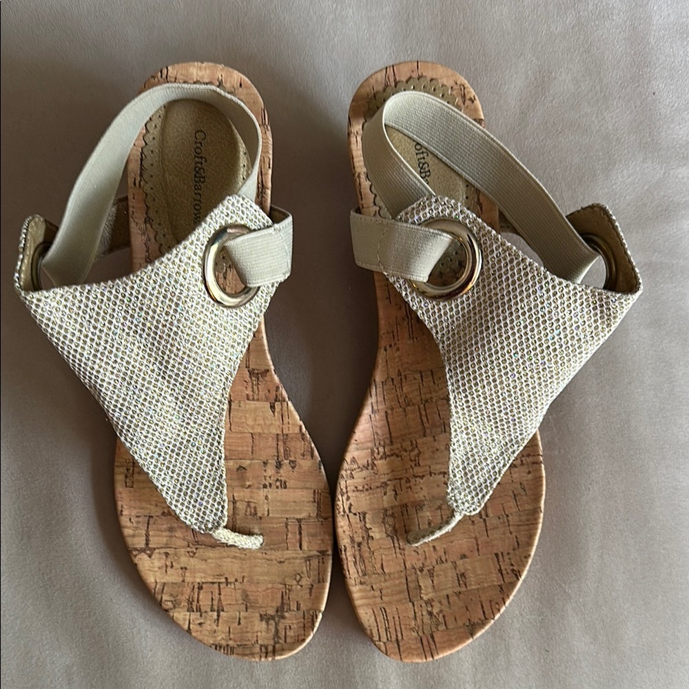 Croft&Barrow Cream T-Strap Sandals with Cork Footbed women’s size 8M